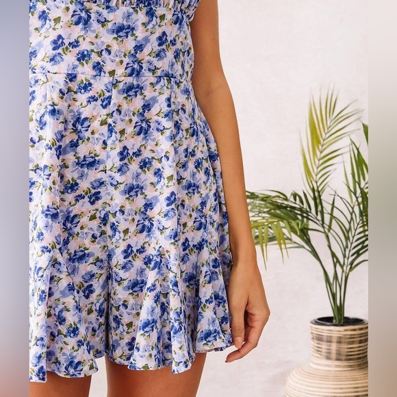 Trixxi Floral Chiffon Romper, S - Picture 3 of 5